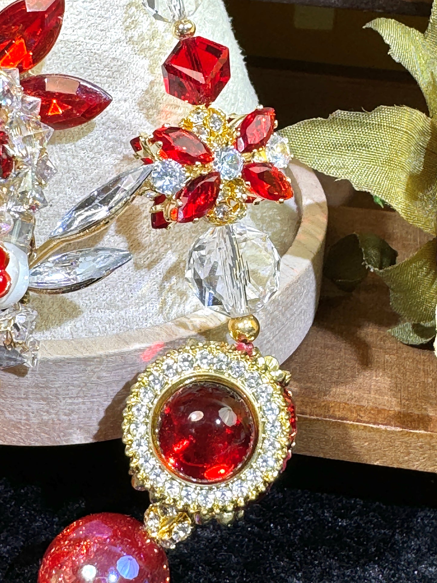 [Usharess]Handcrafted Goddess Pendant – Luxurious Artisan Jewelry (Ultra Limited Edition)